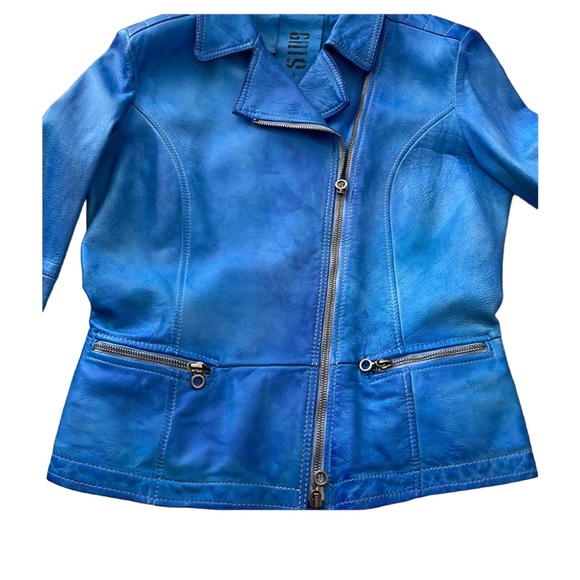 GMS-75 woman’s soft leather jacket in shades of blue, size medium, never worn - Picture 9 of 12